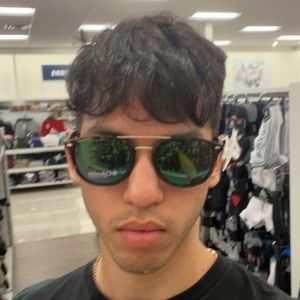 Meet your Posher, Jesus